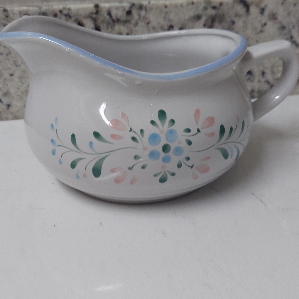 Vintage 80’s Fascino Yamaka Stoneware Japan Gravy Bowl